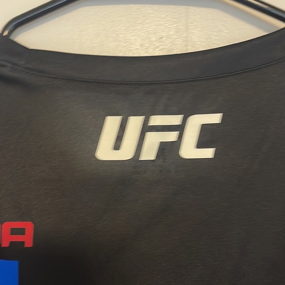 **NWT** Original Reebok Ronda Rousey UFC Jersey - Picture 7 of 8